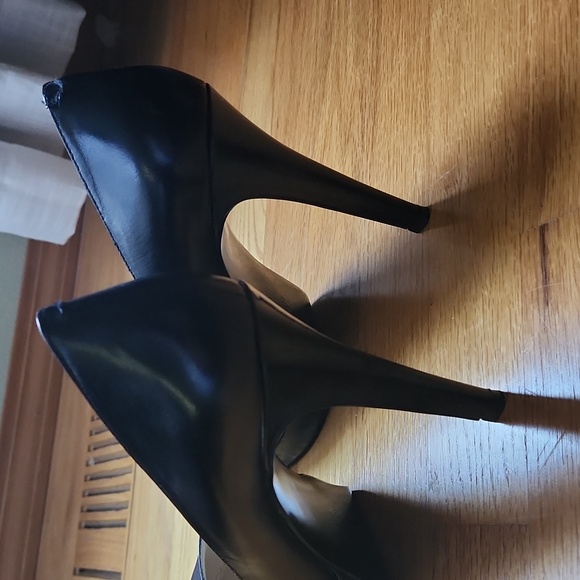 Nine West, Black stiletto, size 8 - Picture 4 of 4